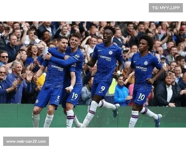 阿贾克斯早早被罚下场切尔西掌控全局轻松取胜比赛失去悬念 阿贾克斯早早被罚下场切尔西掌控全局轻松取胜比赛失去悬念