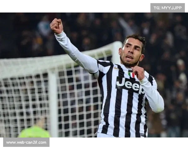 终场哨响，尤文图斯球员低头离场，伊斯坦布尔之夜成斑马军团噩梦